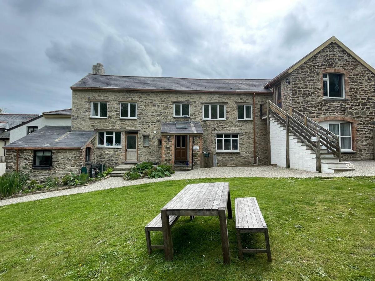 The Old Rectory Rose Cottage In Jacobstow 10 Mins To Widemouth Bay And Crackington Haven,Nearby Bude,Tintagel,Port Issac,Clovelly,Parking For Large And Multiple Vehicles Ngoại thất bức ảnh